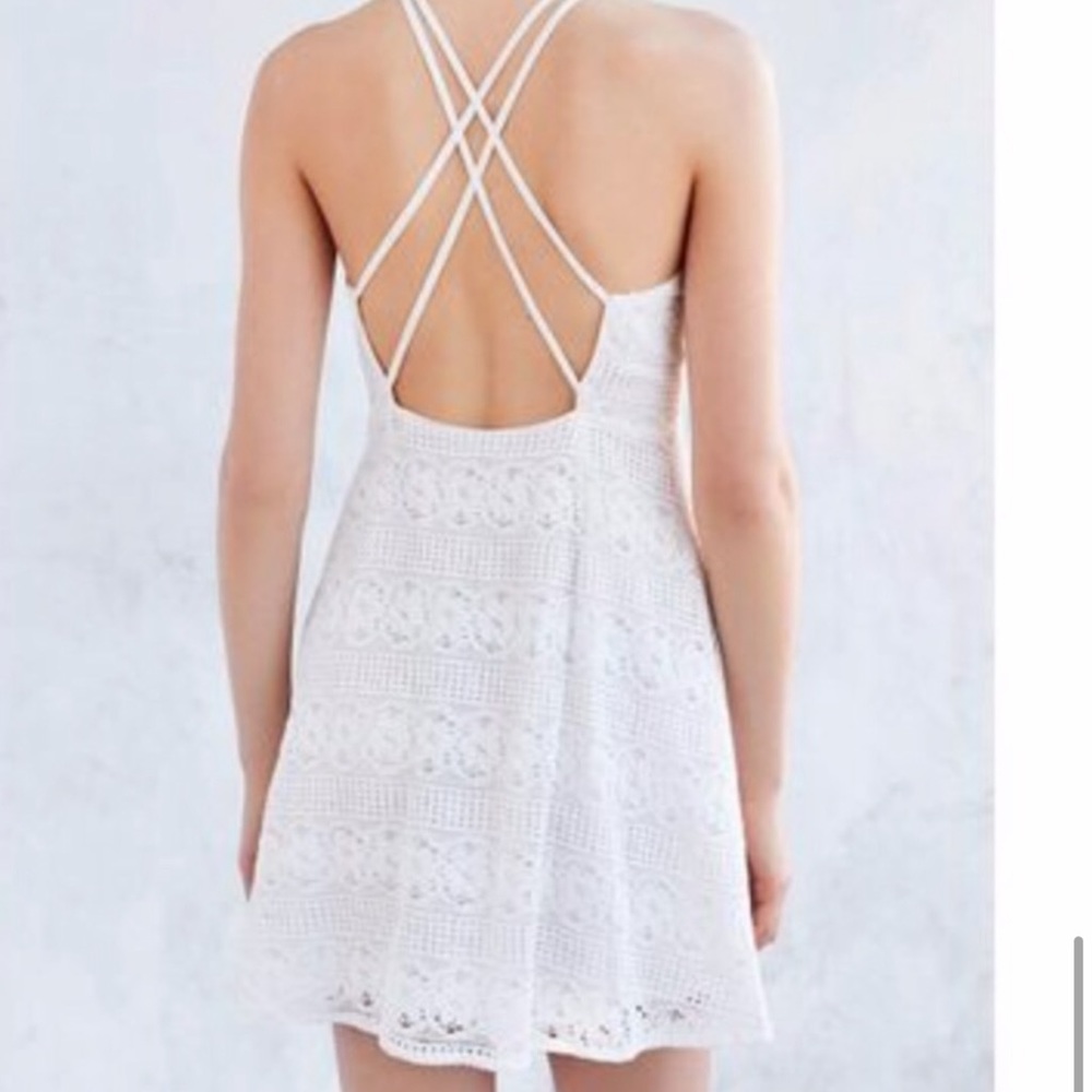 Kimchi Blue Square Neck Lace White Dress